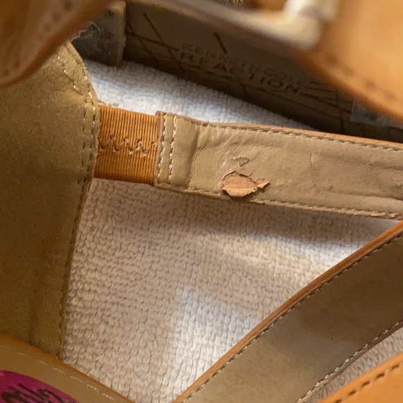 Kenneth Cole Genuine Leather wedges - Picture 5 of 13